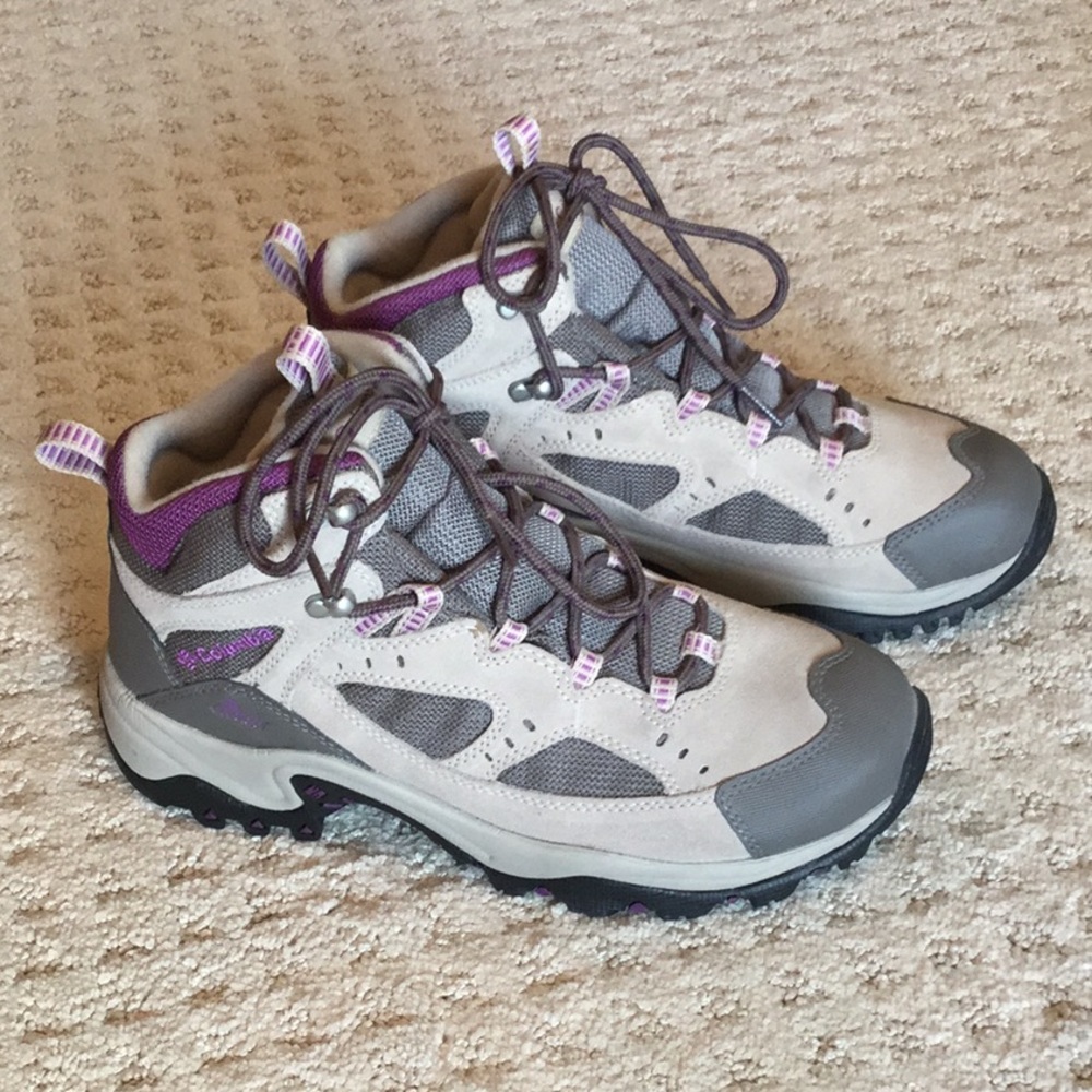 Columbia hiking boots